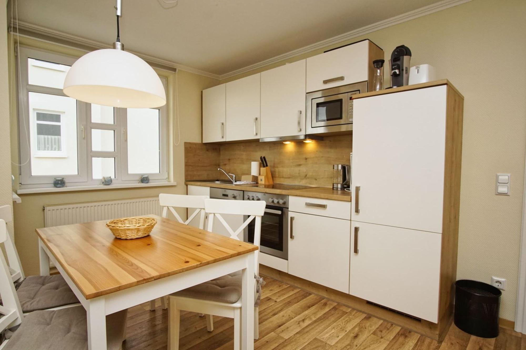 Mit Meerblick Und Balkon, Gratis Nutzung Vom Ahoi Erlebnisbad Und Sauna In Sellin - Meeresblick Fewo 38 Гёрен Экстерьер фото